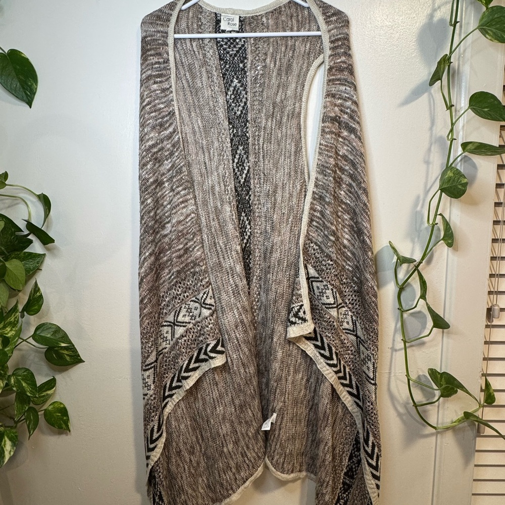 Cascading sweater ve / Carol rose M